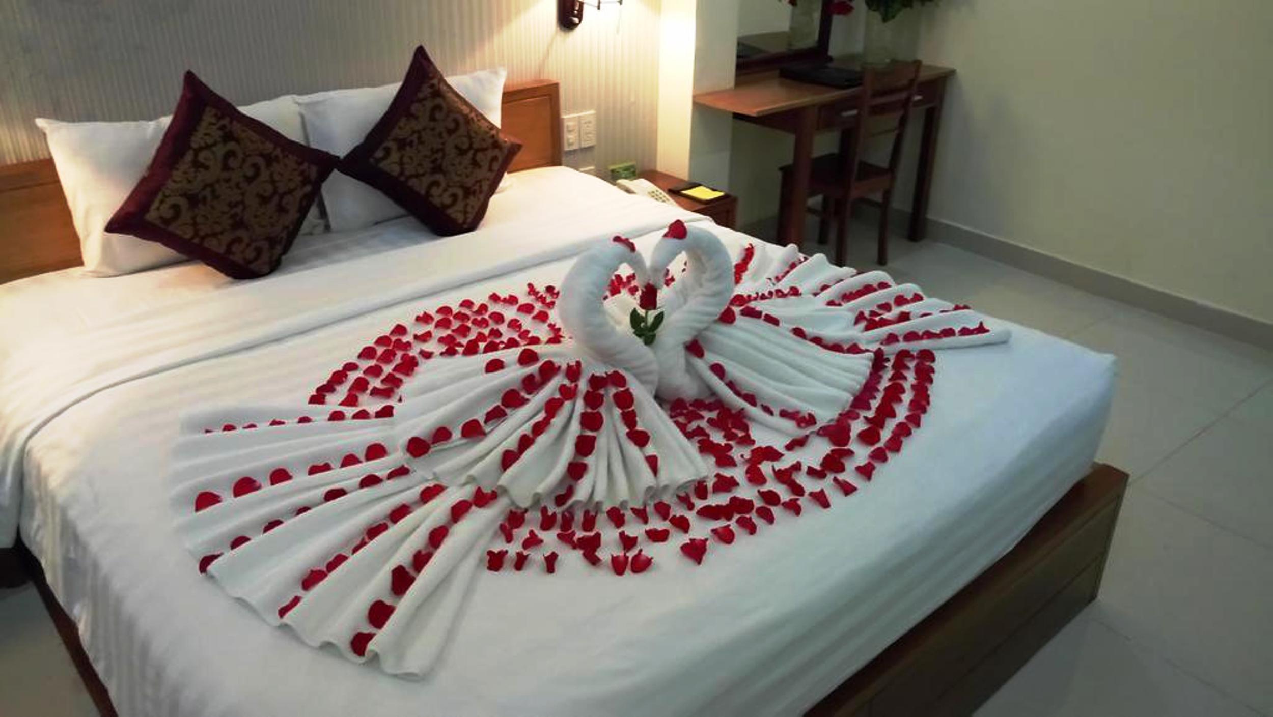 Airport Saigon Hotel - Gan Am Thuc Dem Cho Pham Van Hai Хошимин Экстерьер фото