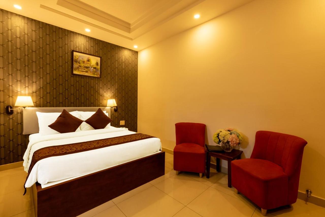 Airport Saigon Hotel - Gan Am Thuc Dem Cho Pham Van Hai Хошимин Экстерьер фото