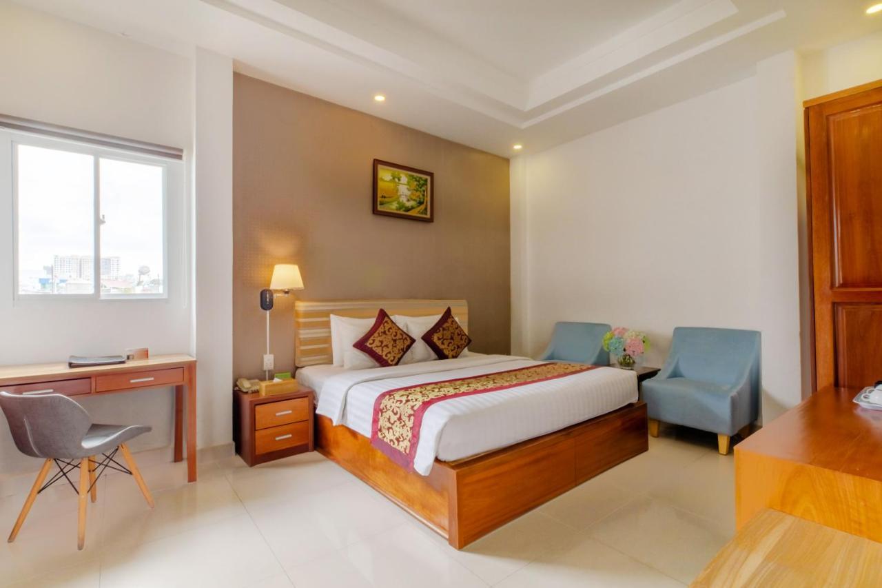 Airport Saigon Hotel - Gan Am Thuc Dem Cho Pham Van Hai Хошимин Экстерьер фото