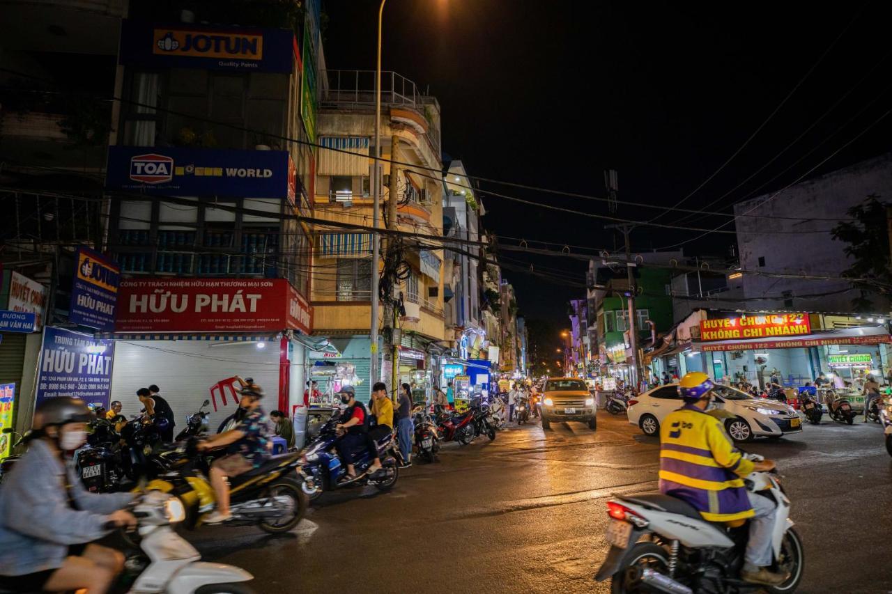 Airport Saigon Hotel - Gan Am Thuc Dem Cho Pham Van Hai Хошимин Экстерьер фото