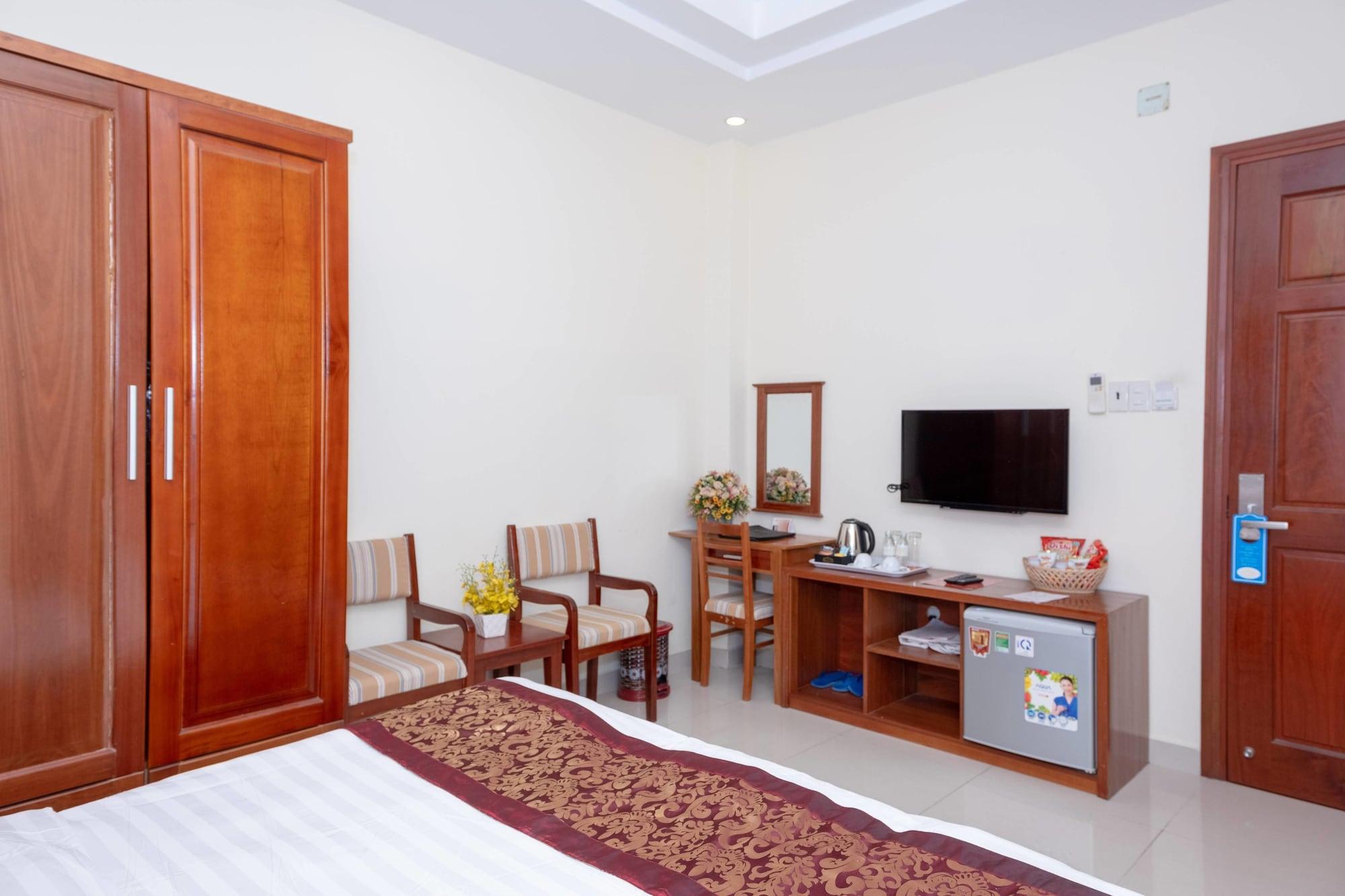 Airport Saigon Hotel - Gan Am Thuc Dem Cho Pham Van Hai Хошимин Экстерьер фото